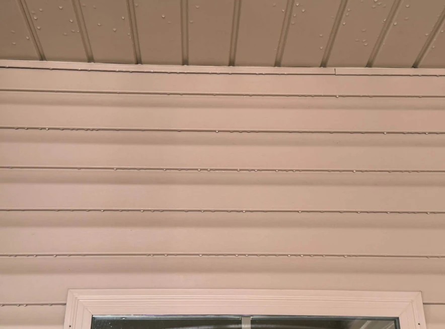 Eaves & soffits — after